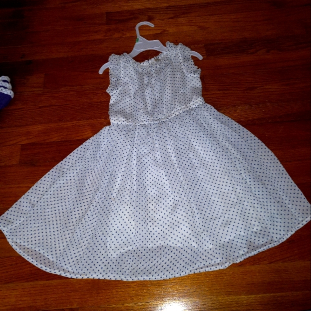 Girls dress